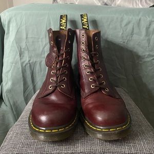 Dr. Martens Made In England Chromexcel Burgundy